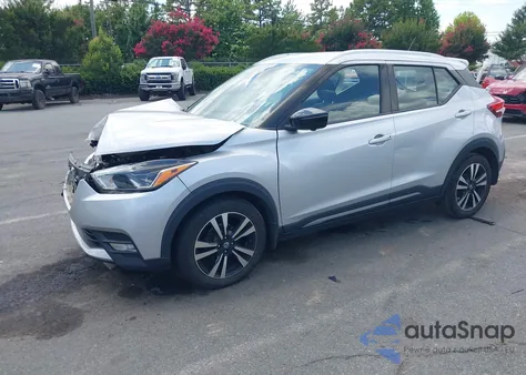 2020 Nissan Kicks Sr из США, поврежденный, VIN 3N1CP5DV4LL538481